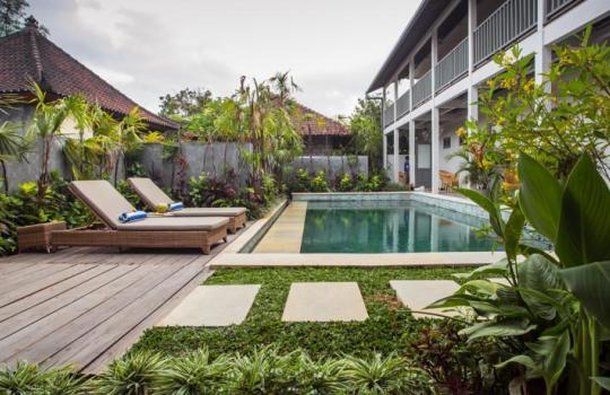 The Peacock Hotel 3*